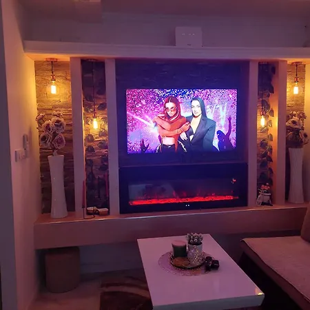 Star Lux Apartment Kula